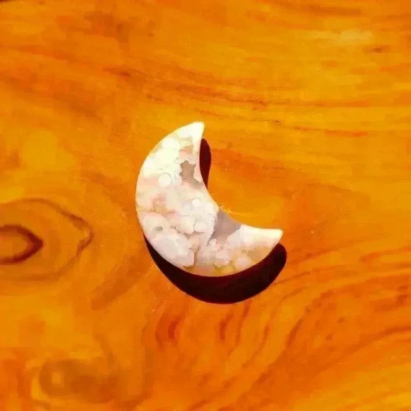 Flower Agate Moon - Picture 1 of 1